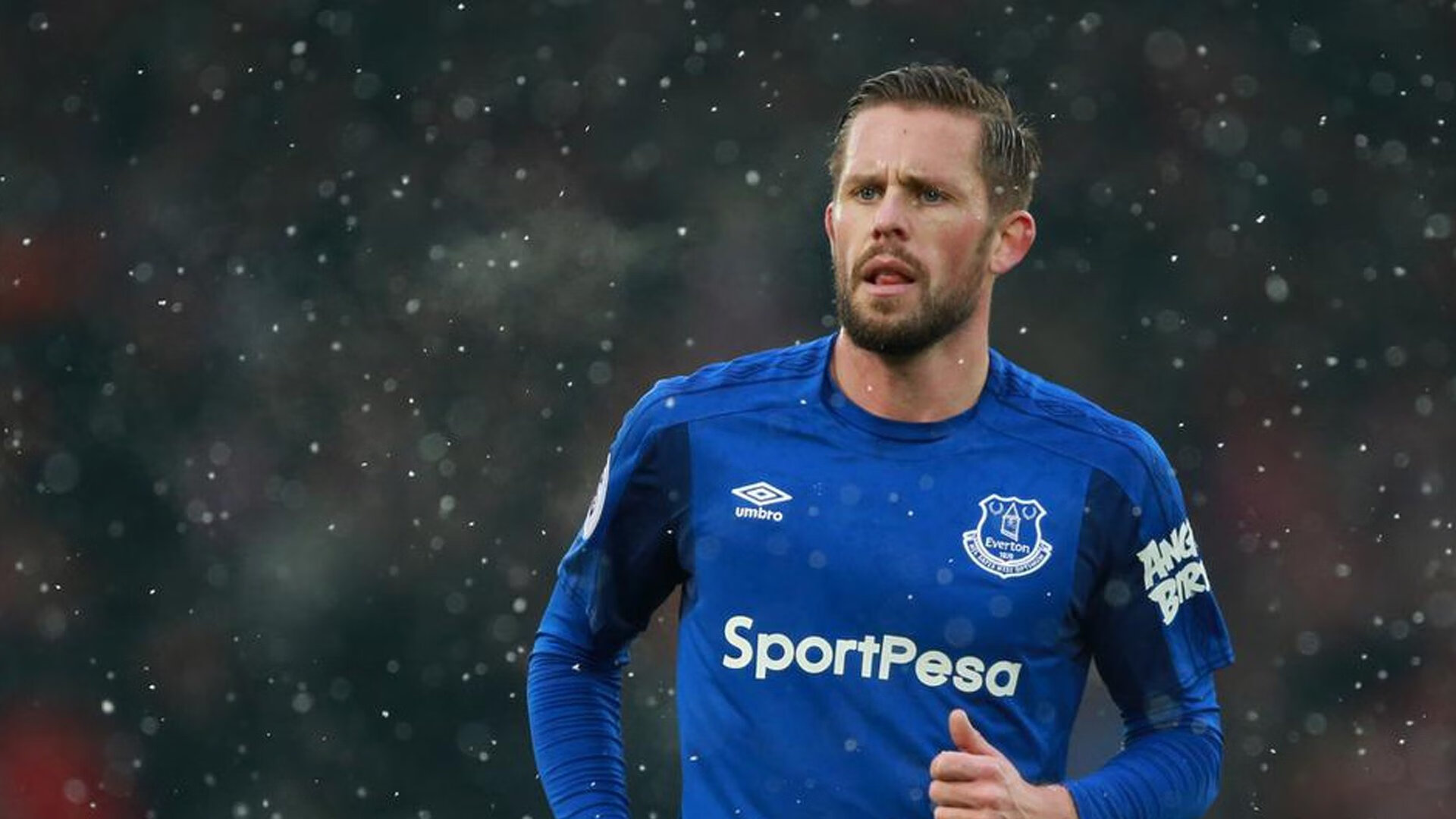 “新都香城体育中心，福乐球赛场谁主沉浮？”